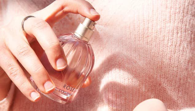 Perfume envase sales cuerpo de hombre